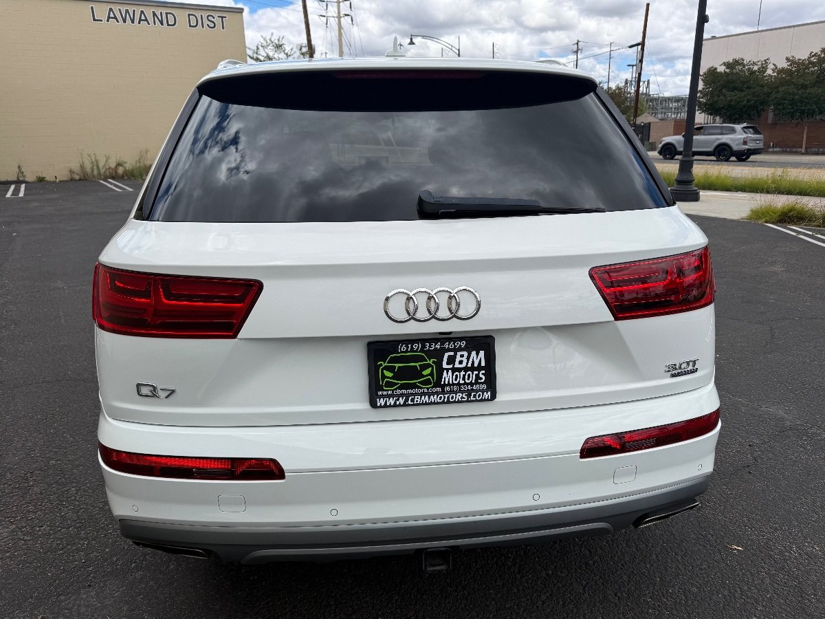 Used 2017 Audi Q7 3.0T Prestige AWD/4WD image 6