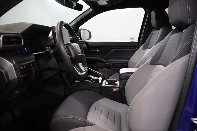 Used 2024 Toyota Tacoma TRD Off-Road image 12