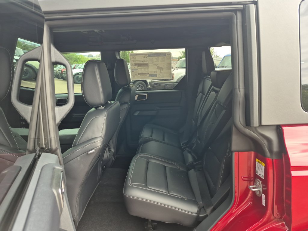 New 2026 Ford Bronco Outer Banks AWD/4WD image 17