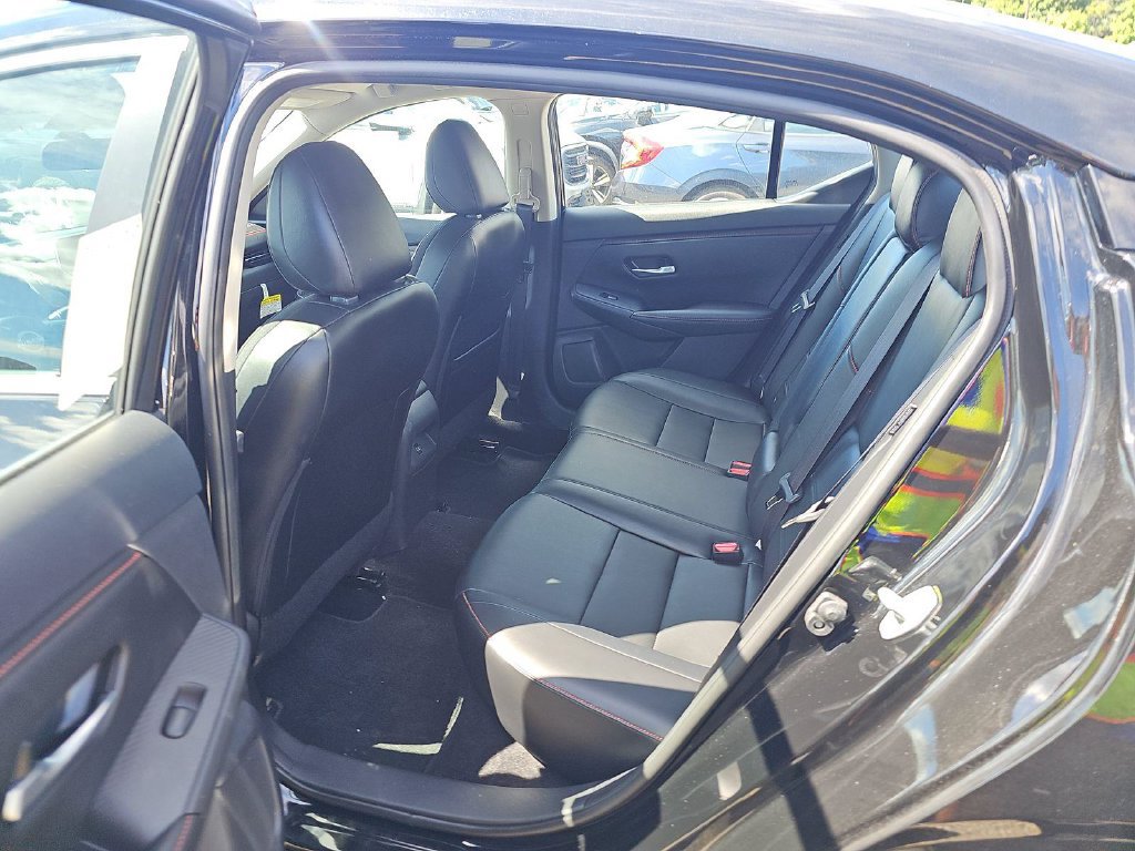 Certified 2025 Nissan Sentra SR w/ SR Premium Package FWD image 13
