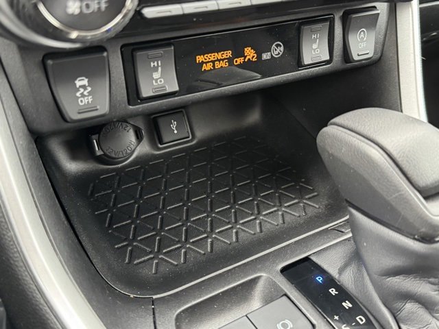 Certified 2022 Toyota RAV4 XLE image 15