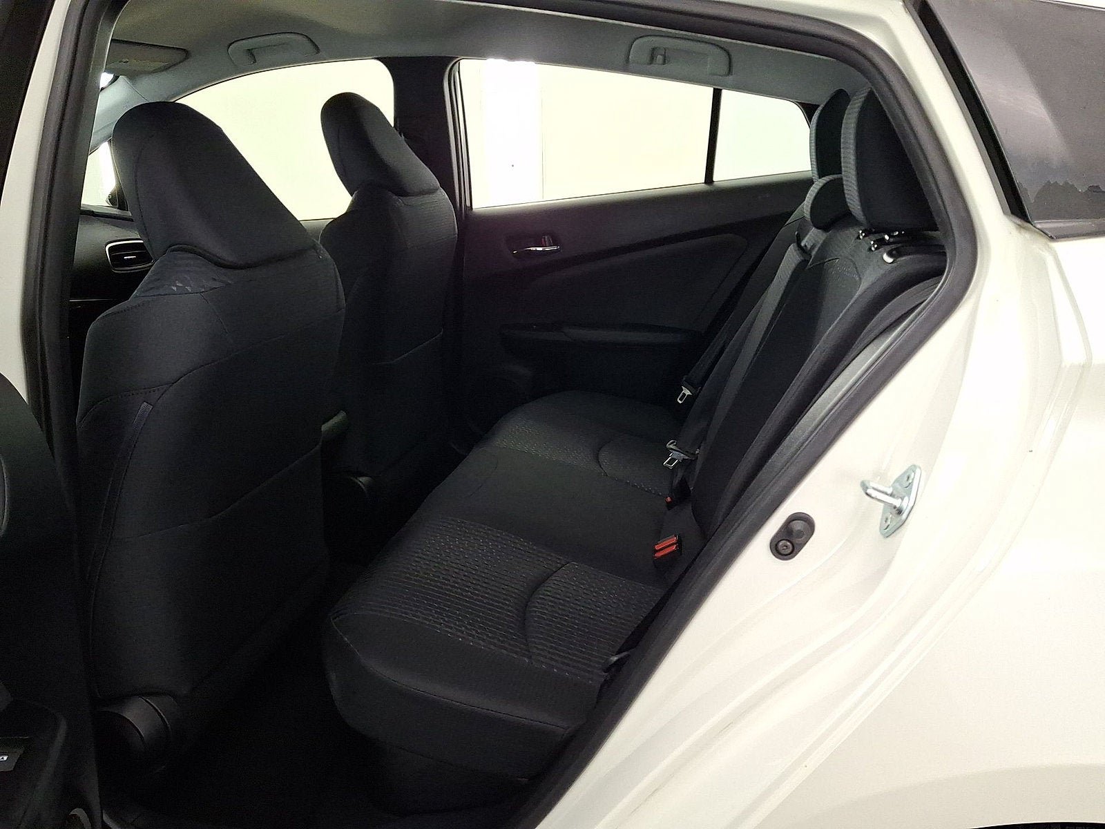 Certified 2017 Toyota Prius Three FWD image 11