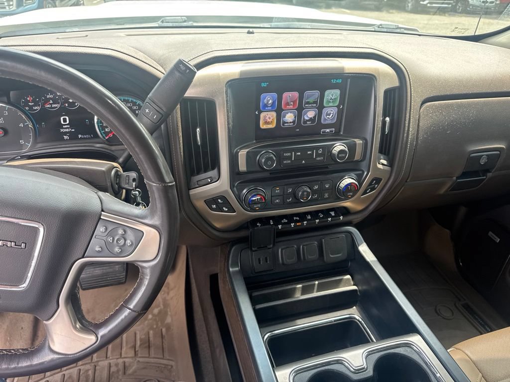 Used 2018 GMC Sierra 2500 Denali w/ Duramax Plus Package AWD/4WD image 11