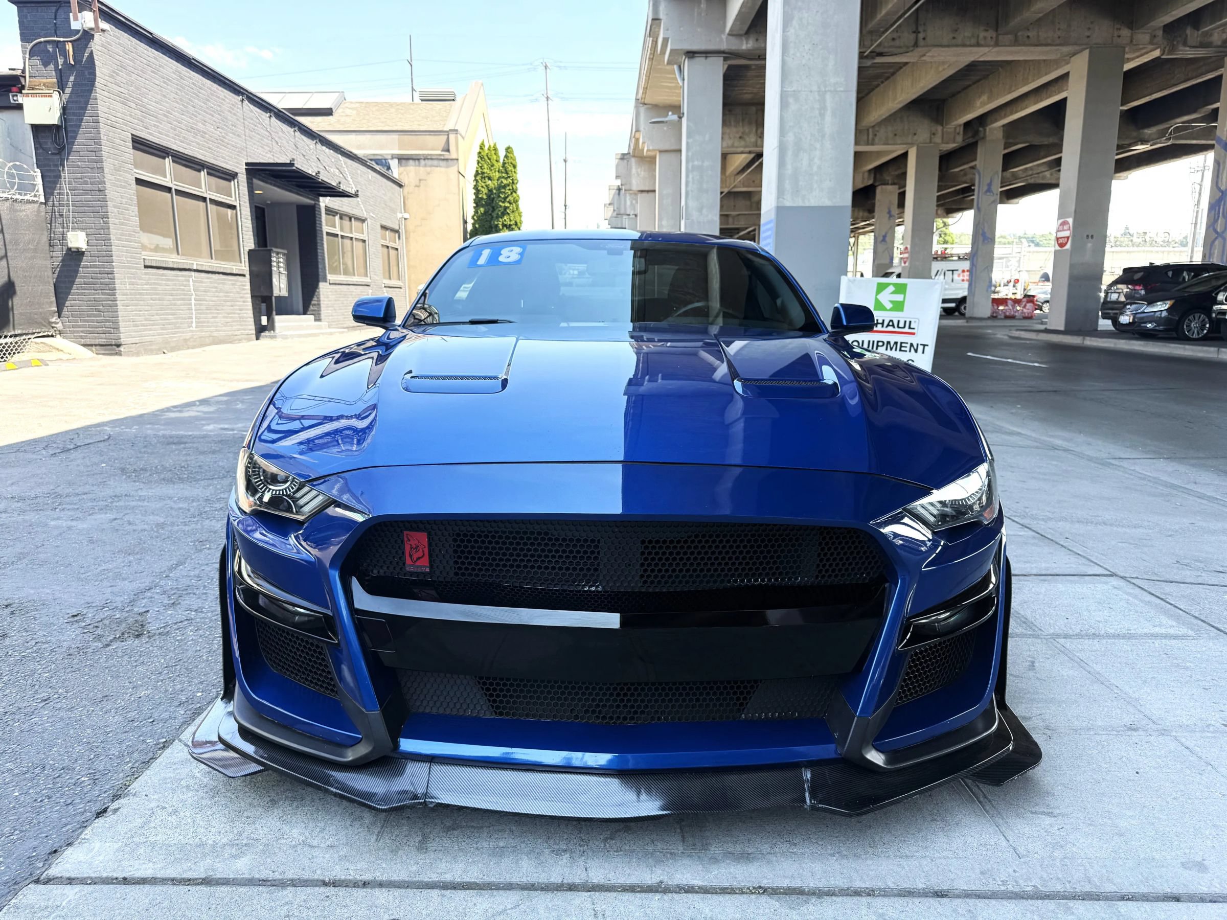 Used 2018 Ford Mustang GT RWD image 2