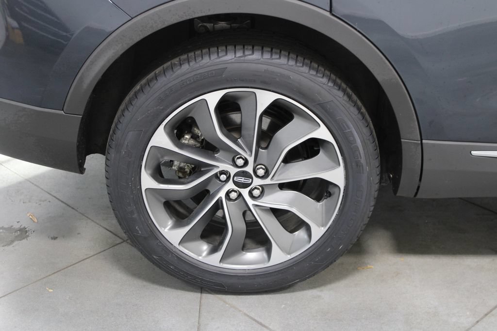 Used 2023 Lincoln Nautilus Reserve AWD/4WD image 14