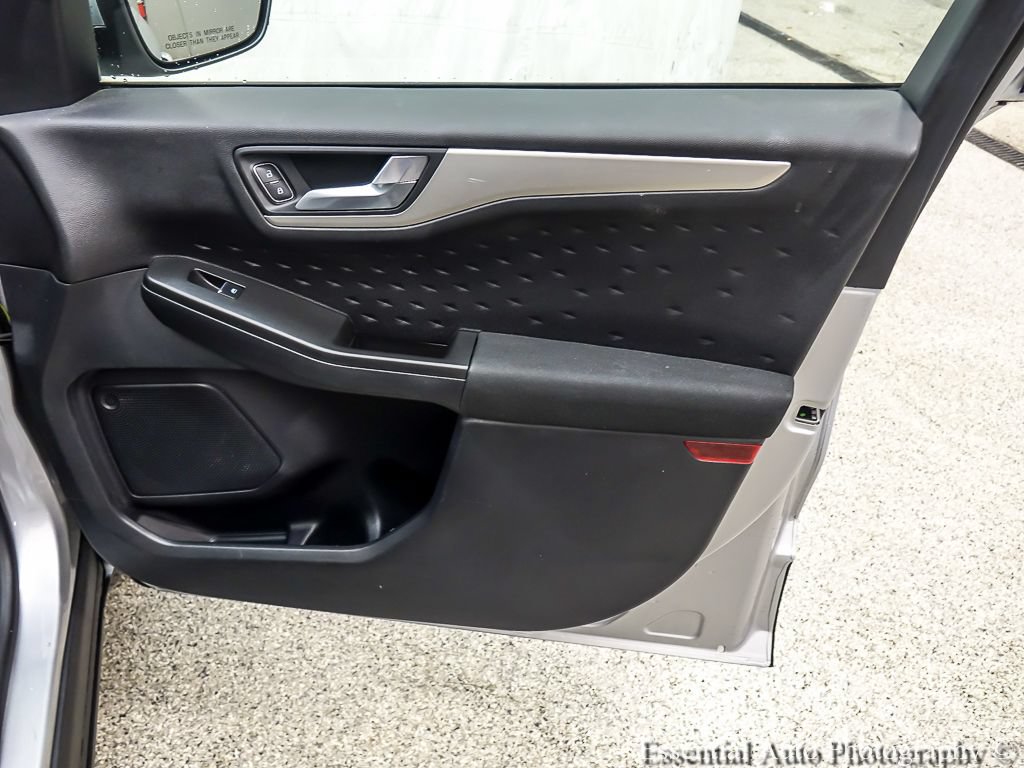 Used 2020 Ford Escape SE AWD/4WD image 25