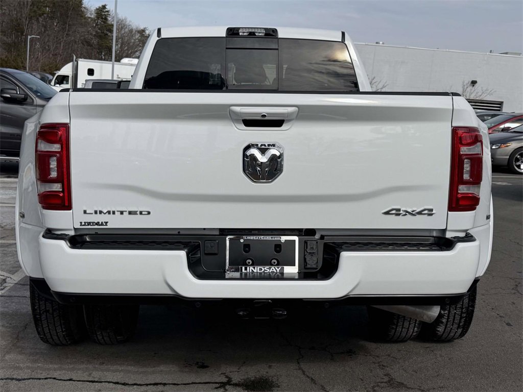 Used 2024 RAM 3500 Limited image 3