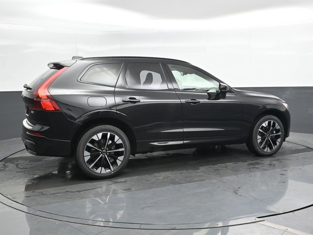 New 2026 Volvo XC60 B5 Plus w/ Protection Package Premier image 2
