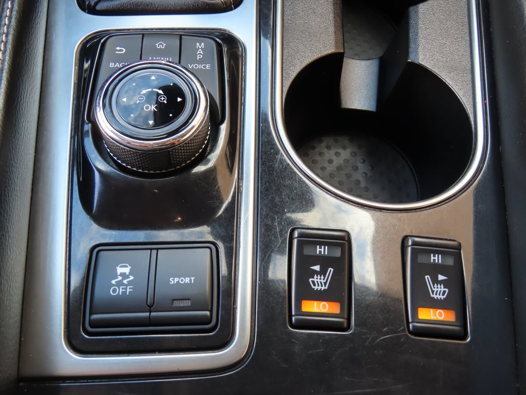 Used 2023 Nissan Maxima SL FWD image 9