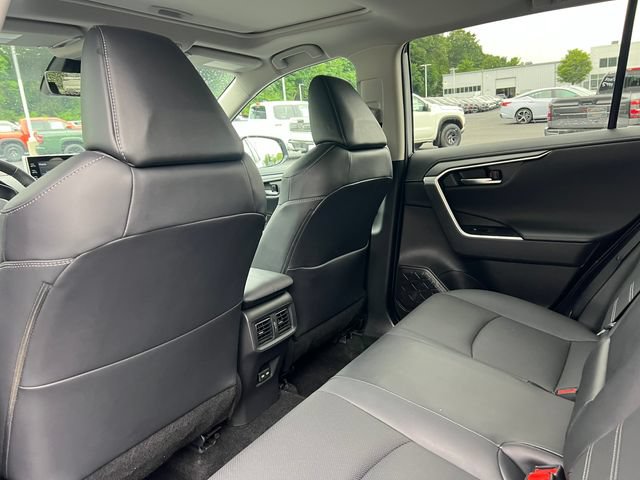 Used 2022 Toyota RAV4 Limited AWD/4WD image 40