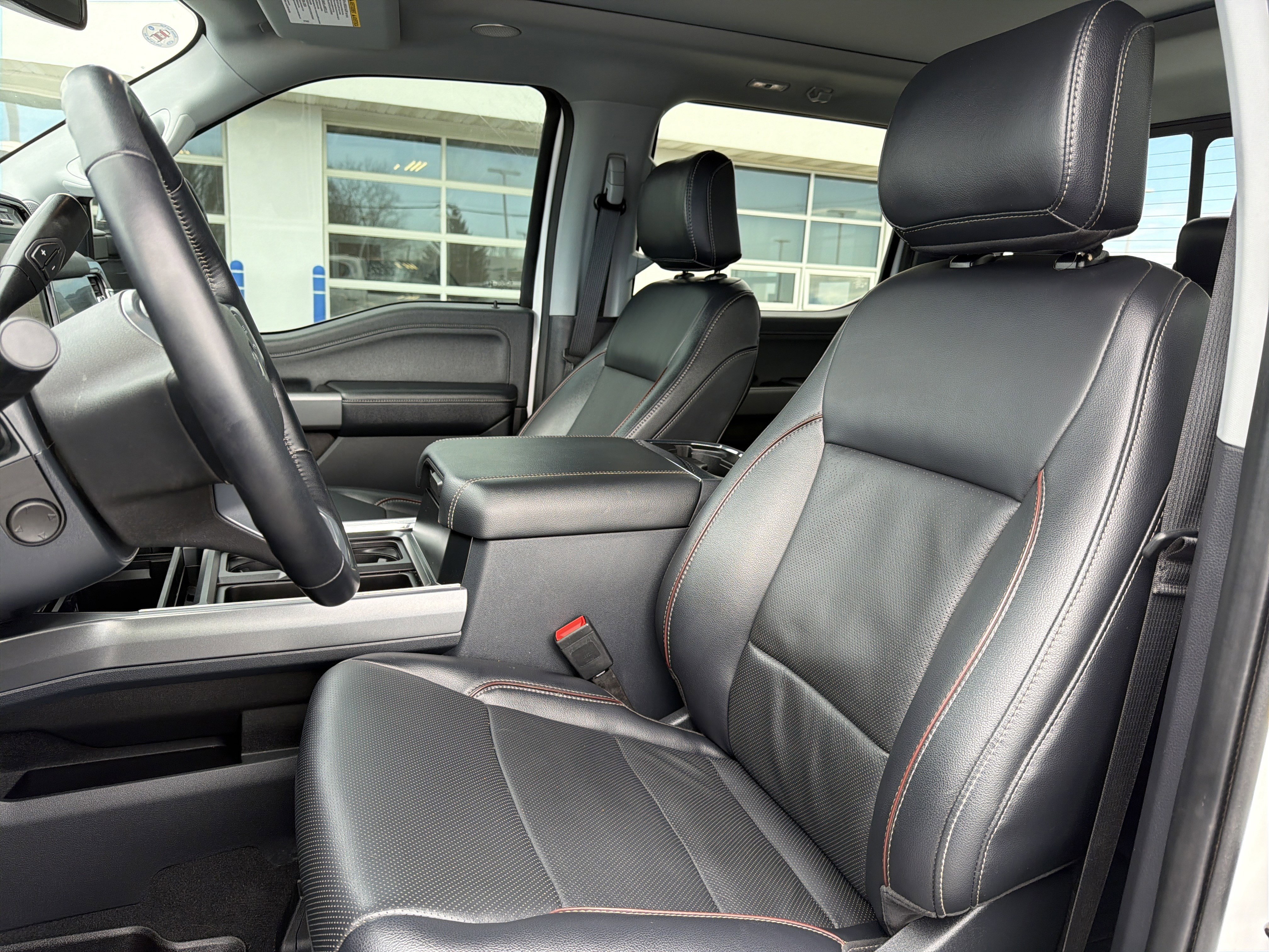 Used 2024 Ford F250 Lariat w/ Lariat Ultimate Package image 31