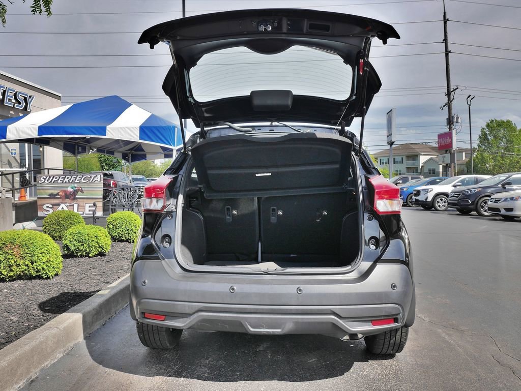Used 2020 Nissan Kicks SV FWD image 15