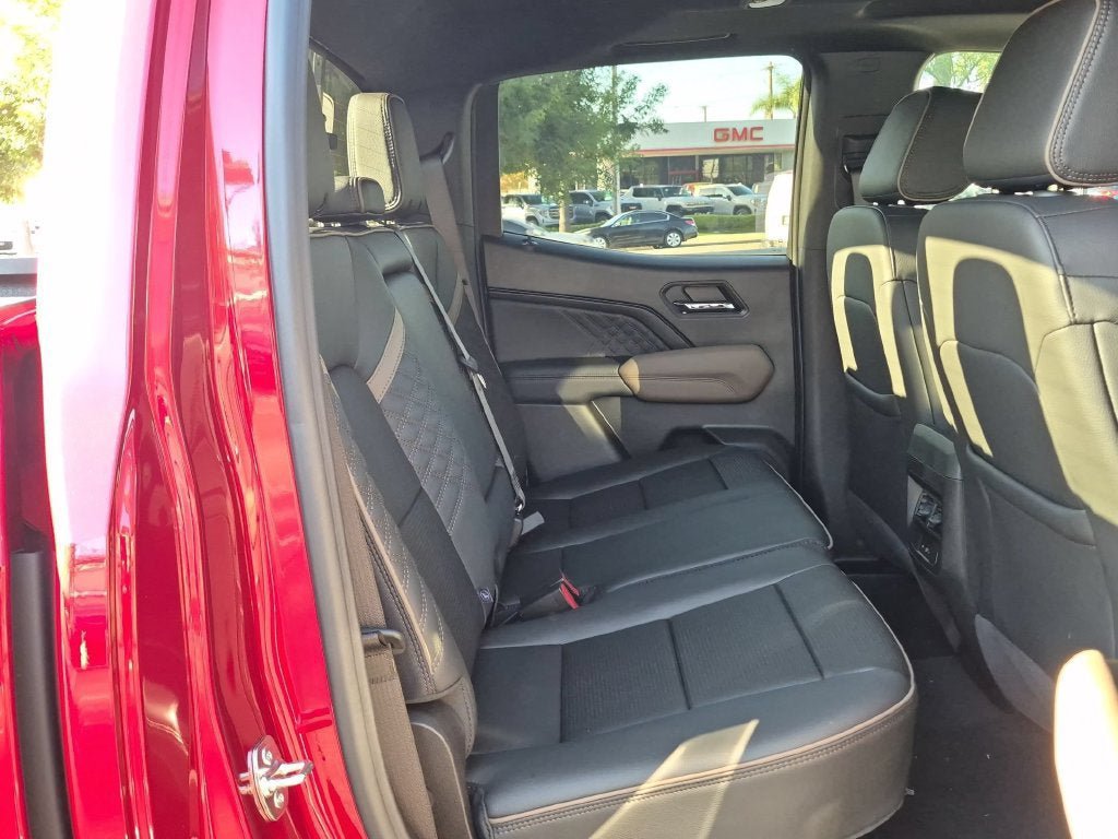 New 2026 GMC Canyon Denali AWD/4WD image 24