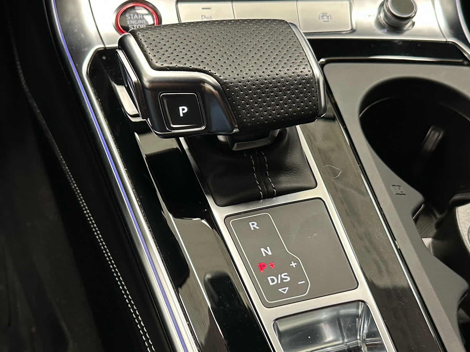 Used 2023 Audi S6 Premium Plus w/ Premium Plus Package AWD/4WD image 29