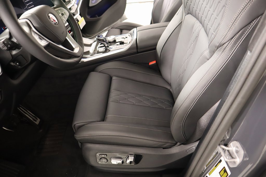 New 2026 BMW ALPINA XB7 image 12