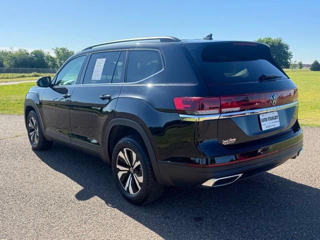 Used 2025 Volkswagen Atlas SE FWD image 4
