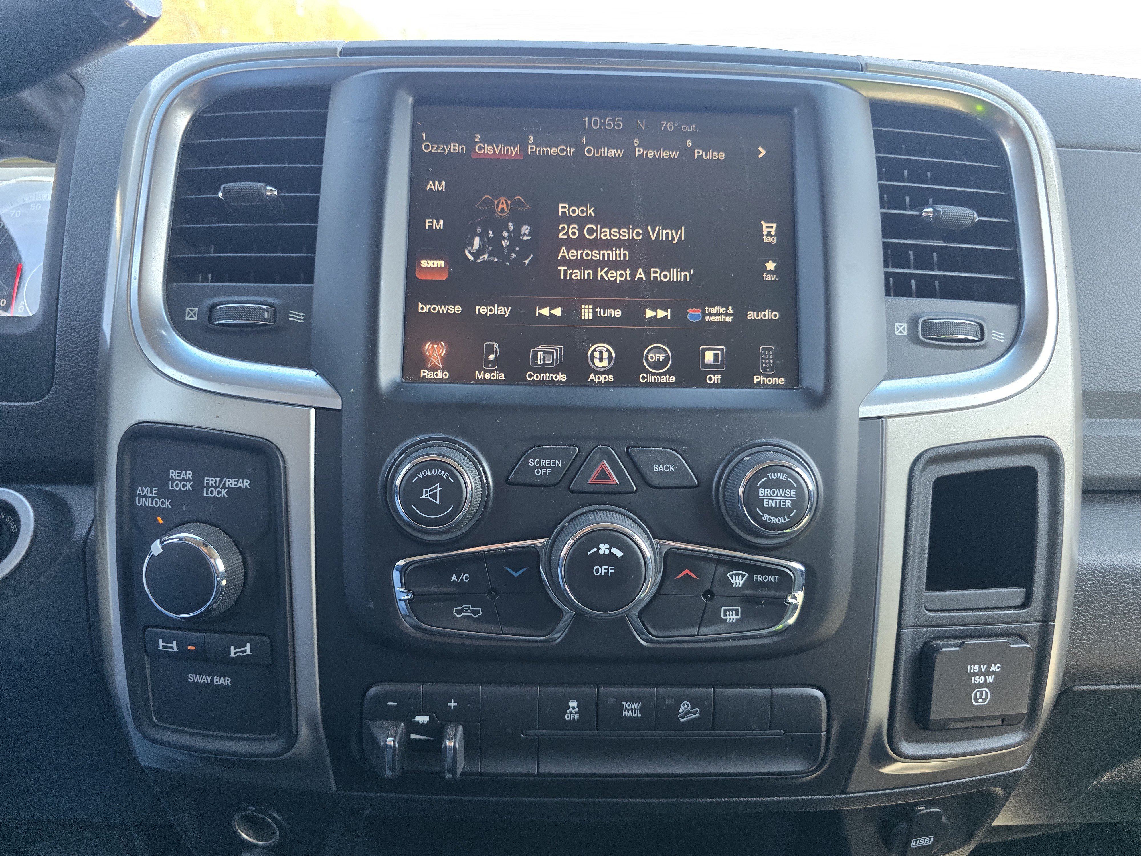 Used 2016 RAM 2500 Power Wagon w/ Luxury Group AWD/4WD image 26