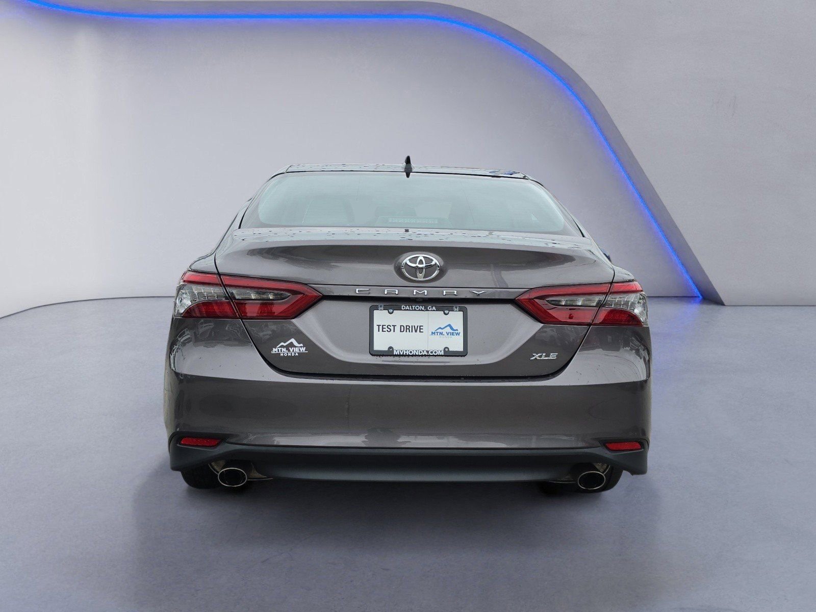 Used 2023 Toyota Camry XLE FWD image 4