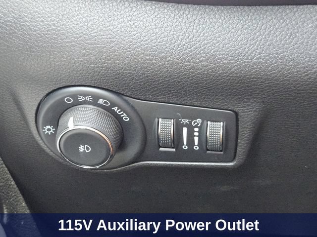 Used 2022 Jeep Compass Limited w/ Elite Group AWD/4WD image 31