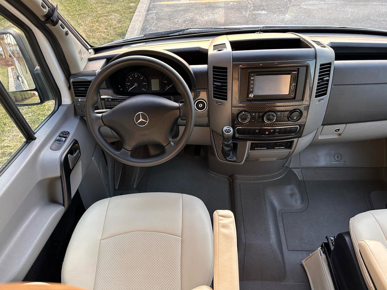 Used 2014 Mercedes-Benz Sprinter 3500 image 65