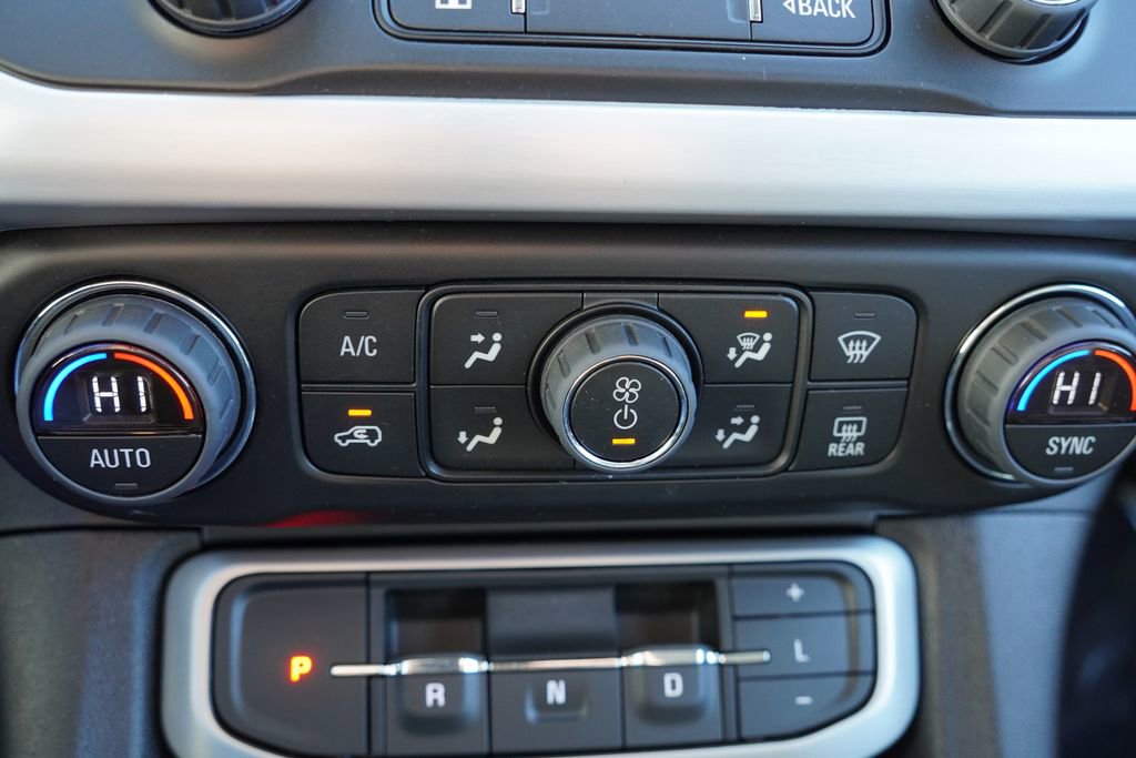 Certified 2023 GMC Acadia SLE w/ Driver Convenience Package image 26