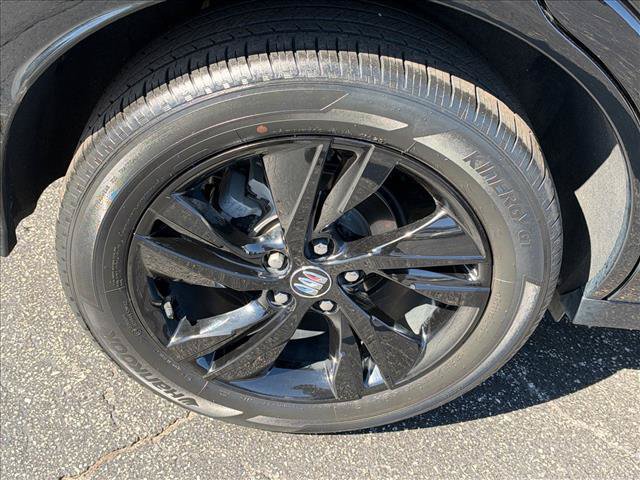 Certified 2024 Buick Encore GX Sport Touring AWD/4WD image 34
