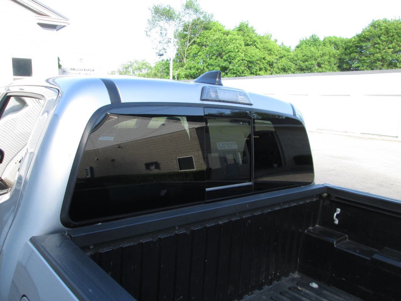 Used 2021 Toyota Tacoma TRD Off-Road AWD/4WD image 11
