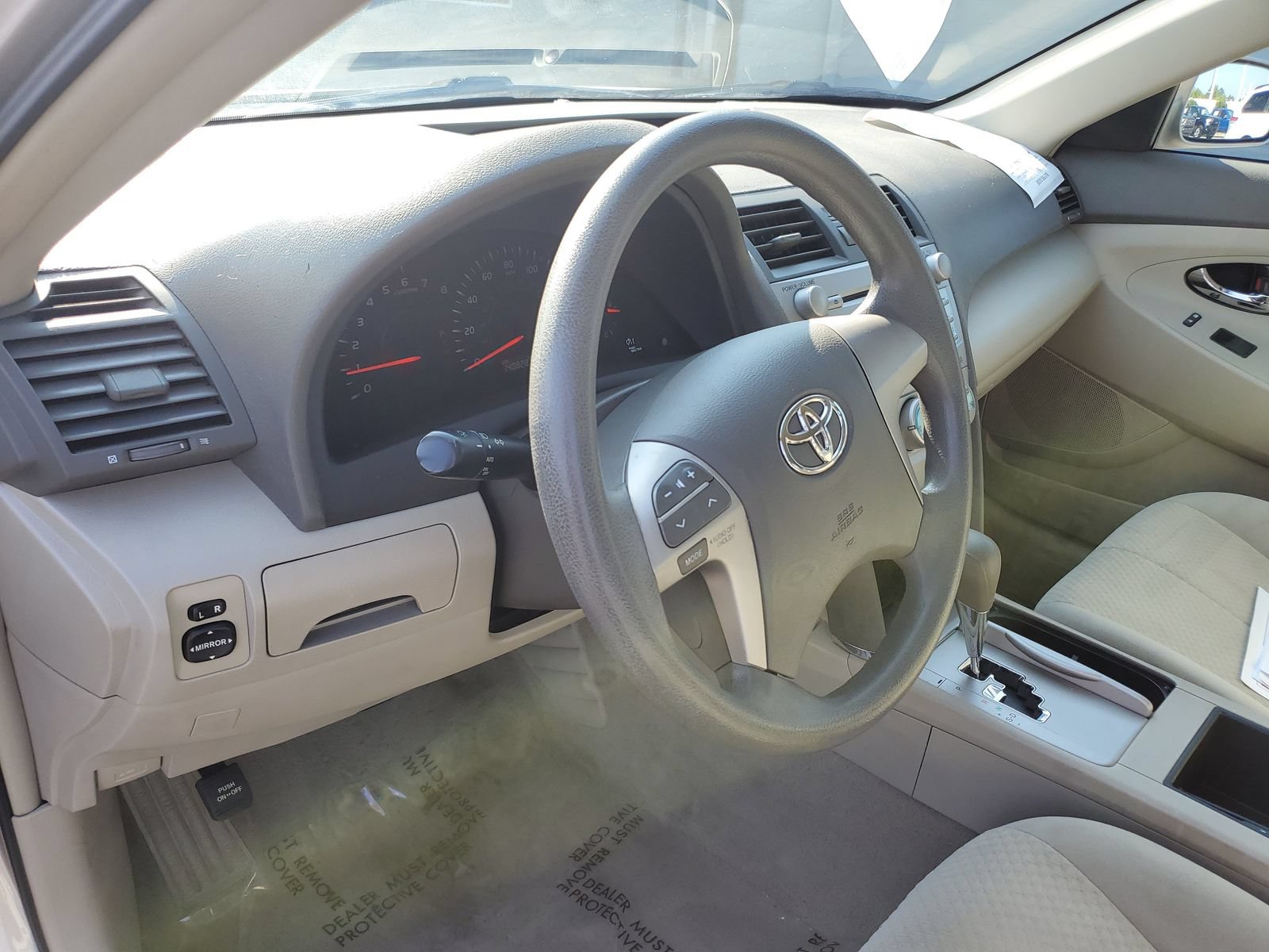 Used 2009 Toyota Camry LE FWD image 18