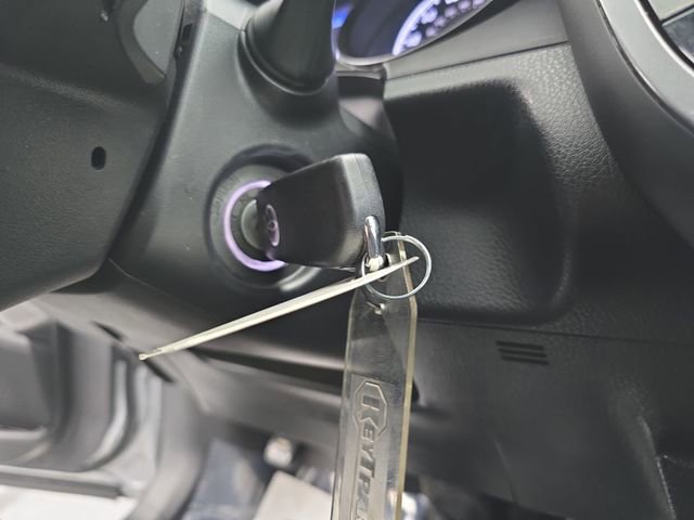 Used 2023 Toyota Camry SE image 36