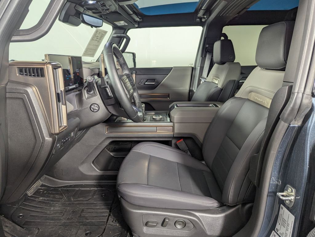 Used 2025 GMC Hummer EV 3X w/ LPO, Cargo Utility Package image 4