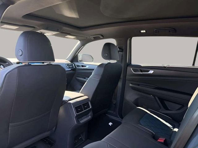 New 2026 Volkswagen Atlas Cross Sport SEL Premium R-Line image 6