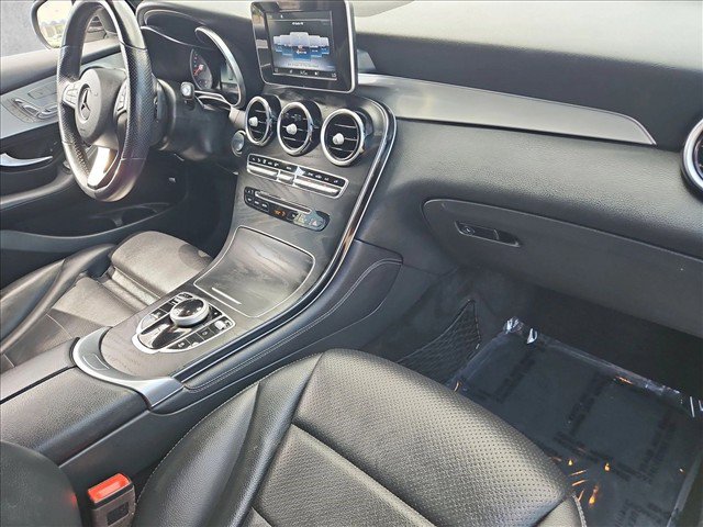 Certified 2019 Mercedes-Benz GLC 300 4MATIC image 28