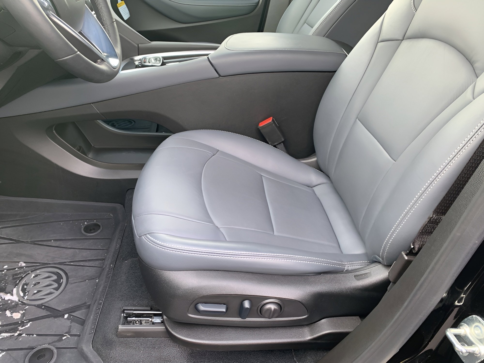 Used 2024 Buick Enclave Essence w/ Trailering Package, 5000 lbs. image 12