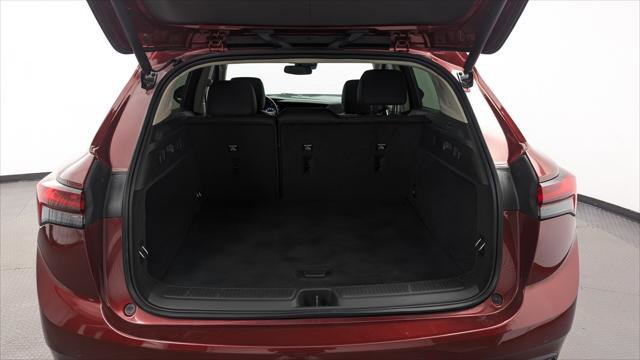 Used 2023 Buick Envision Essence FWD image 18