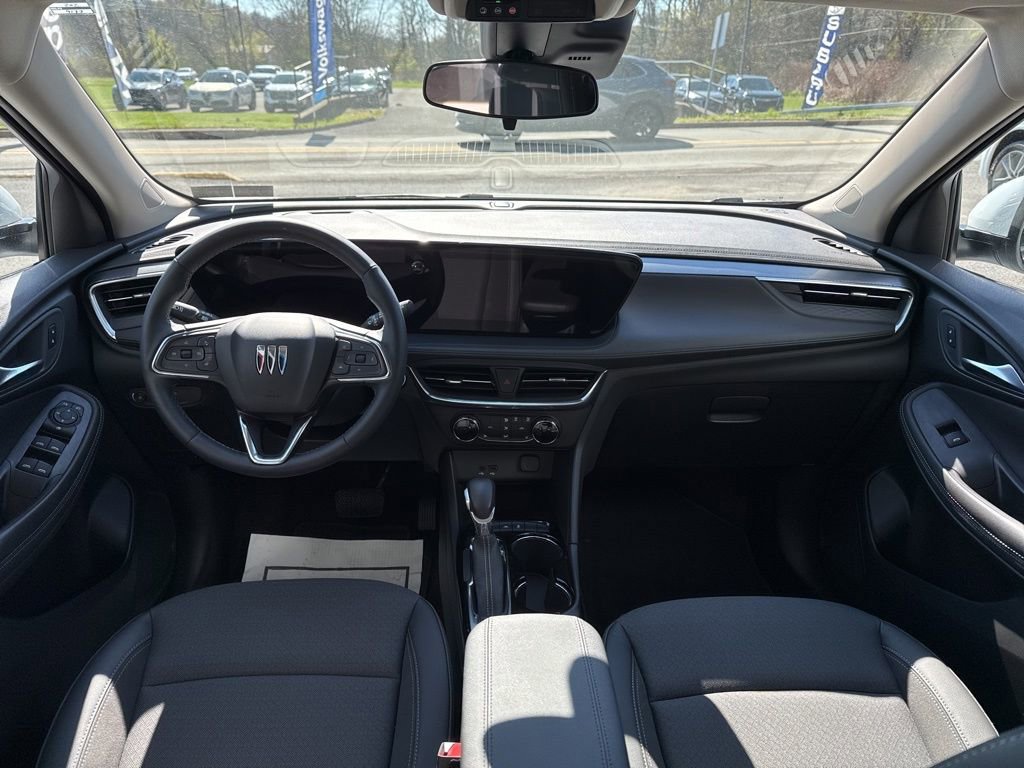 Used 2024 Buick Encore GX Preferred w/ Comfort Package image 12