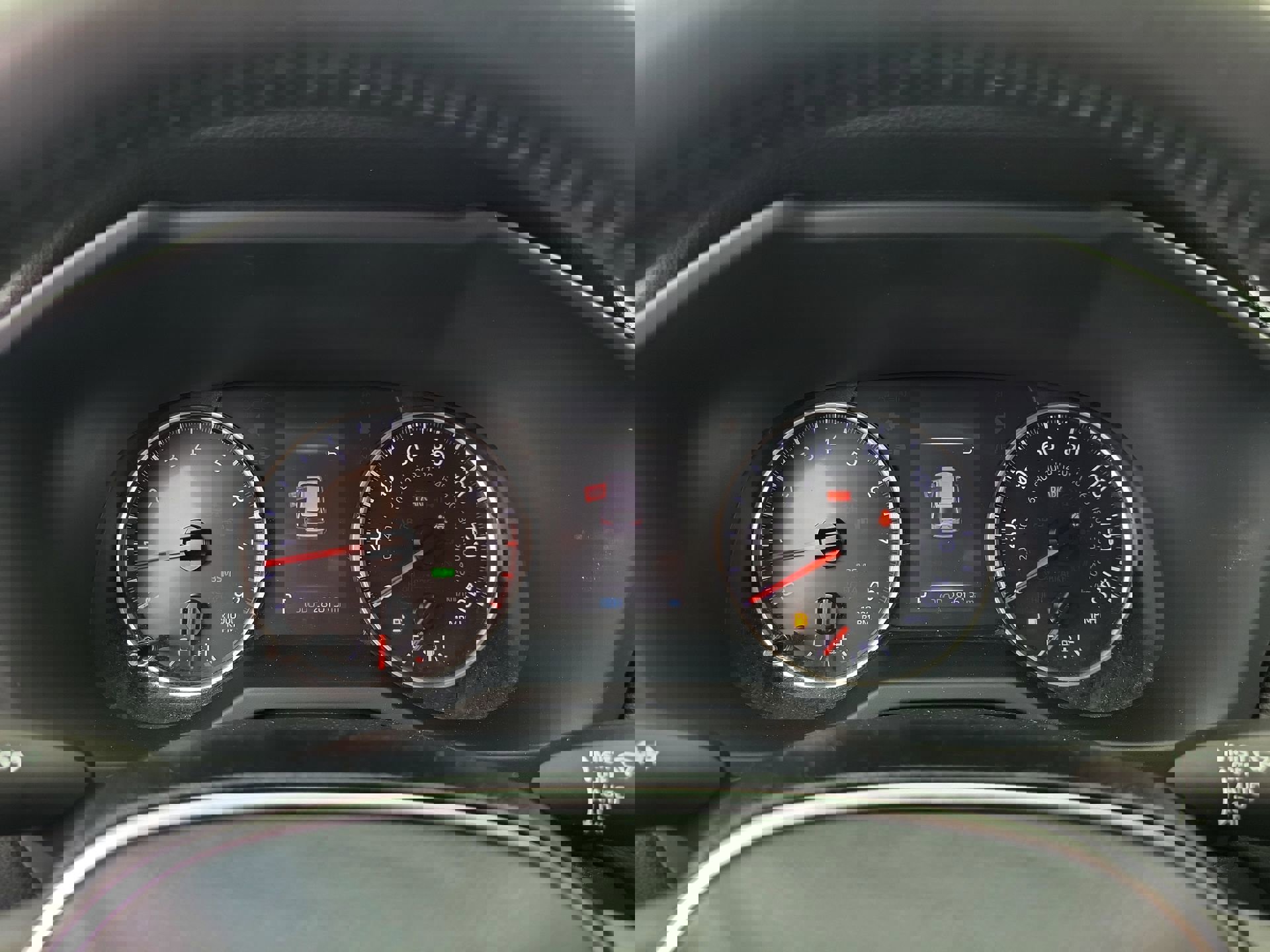 Used 2019 Toyota RAV4 XLE w/ Convenience Package AWD/4WD image 32