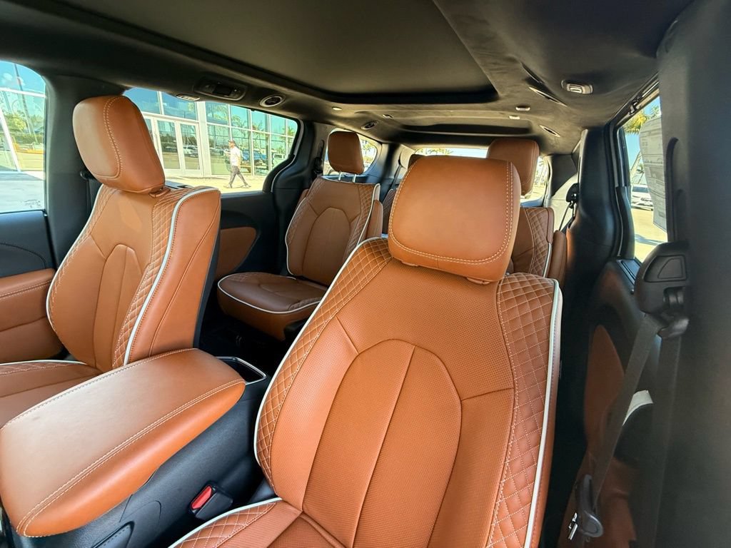 New 2026 Chrysler Pacifica Pinnacle FWD image 24