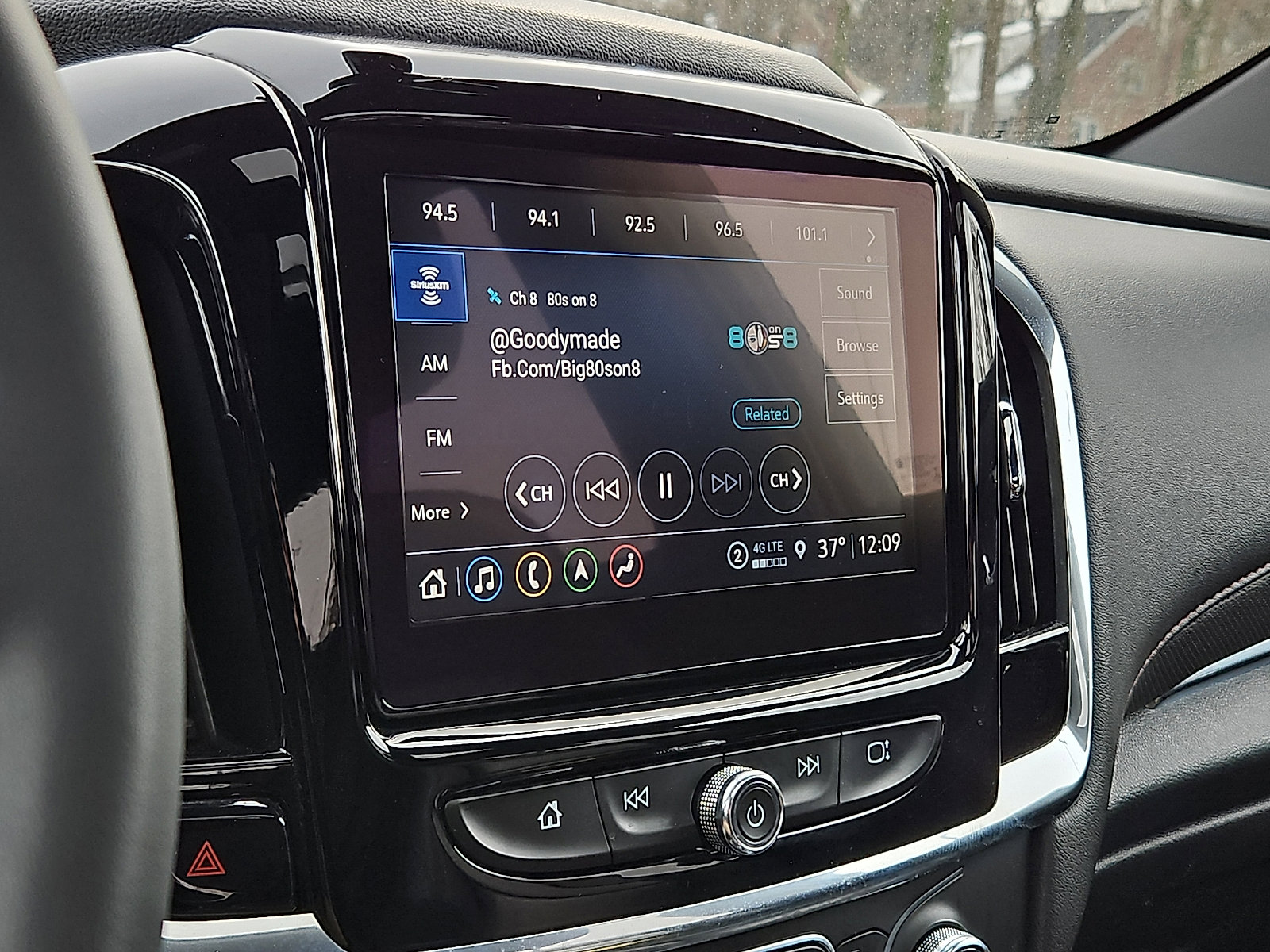 Certified 2023 Chevrolet Traverse RS image 18