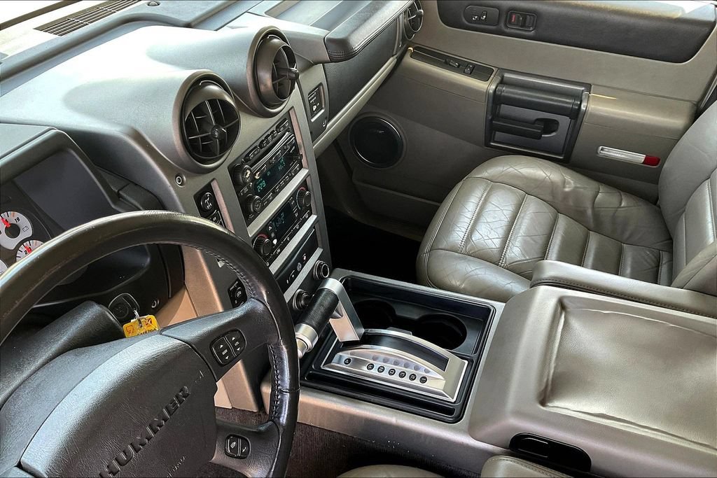 Used 2003 HUMMER H2 w/ Preferred Equipment Group AWD/4WD image 9