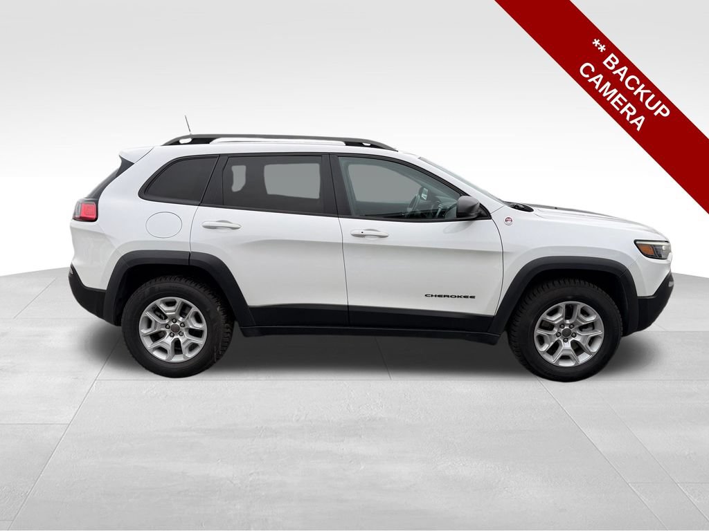Used 2019 Jeep Cherokee Trailhawk w/ Comfort & Convenience Group AWD/4WD image 9