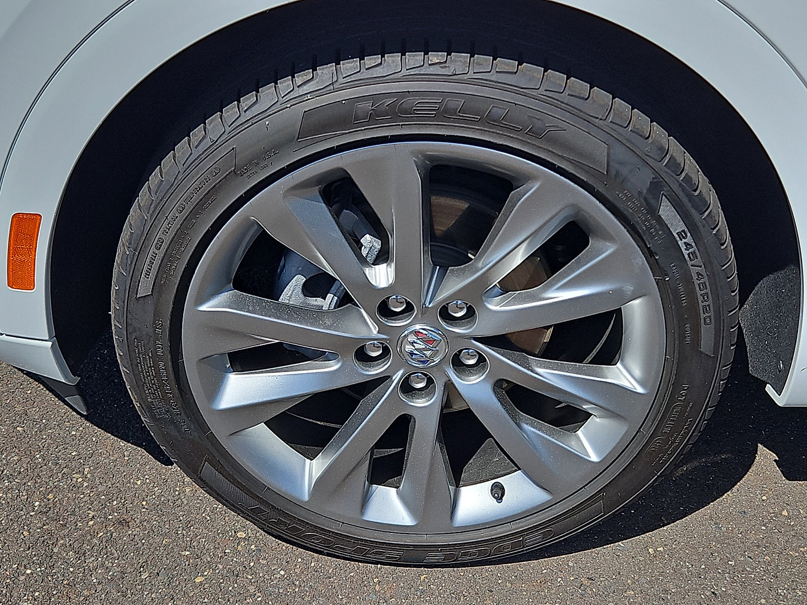 Used 2022 Buick Envision Avenir w/ Safety Package AWD/4WD image 8