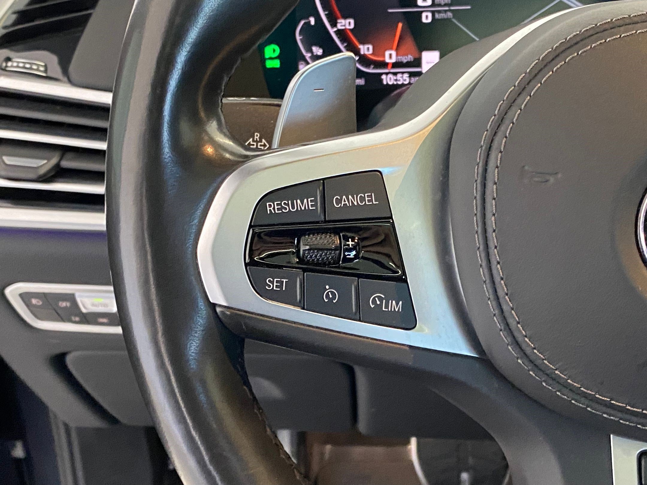 Used 2020 BMW X7 M50i w/ Executive Package image 17