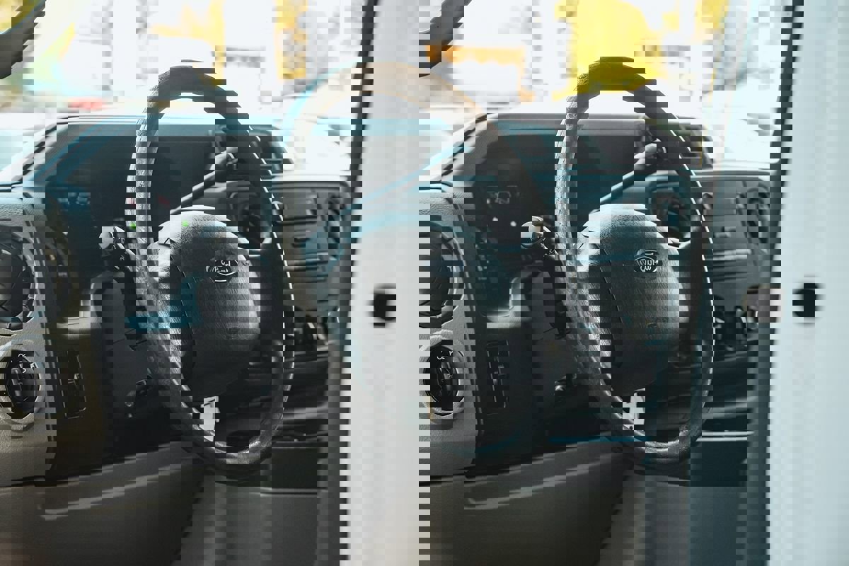 Used 2013 Ford E-150 and Econoline 150 Commercial w/ PWR Group image 18