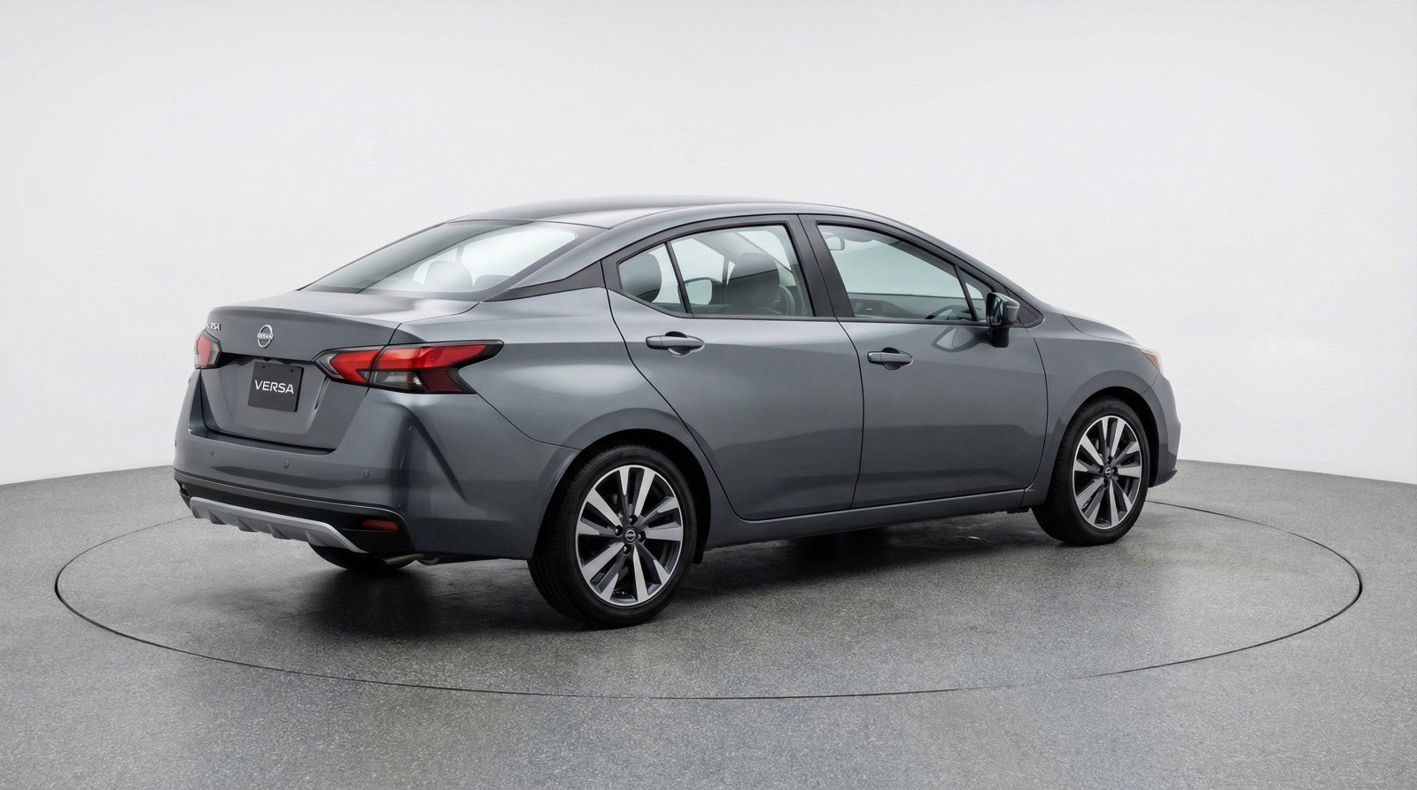 Used 2025 Nissan Versa SV FWD image 9