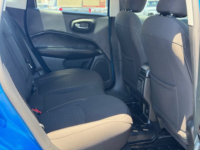 Used 2020 Jeep Compass Sport w/ Tech Group FWD image 19