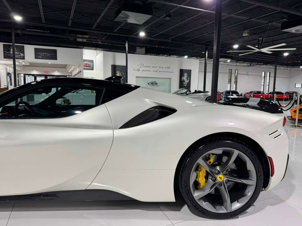 Used 2021 Ferrari SF90 Stradale image 36