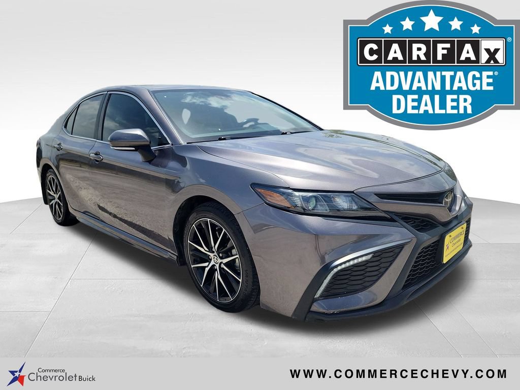 Used 2024 Toyota Camry SE