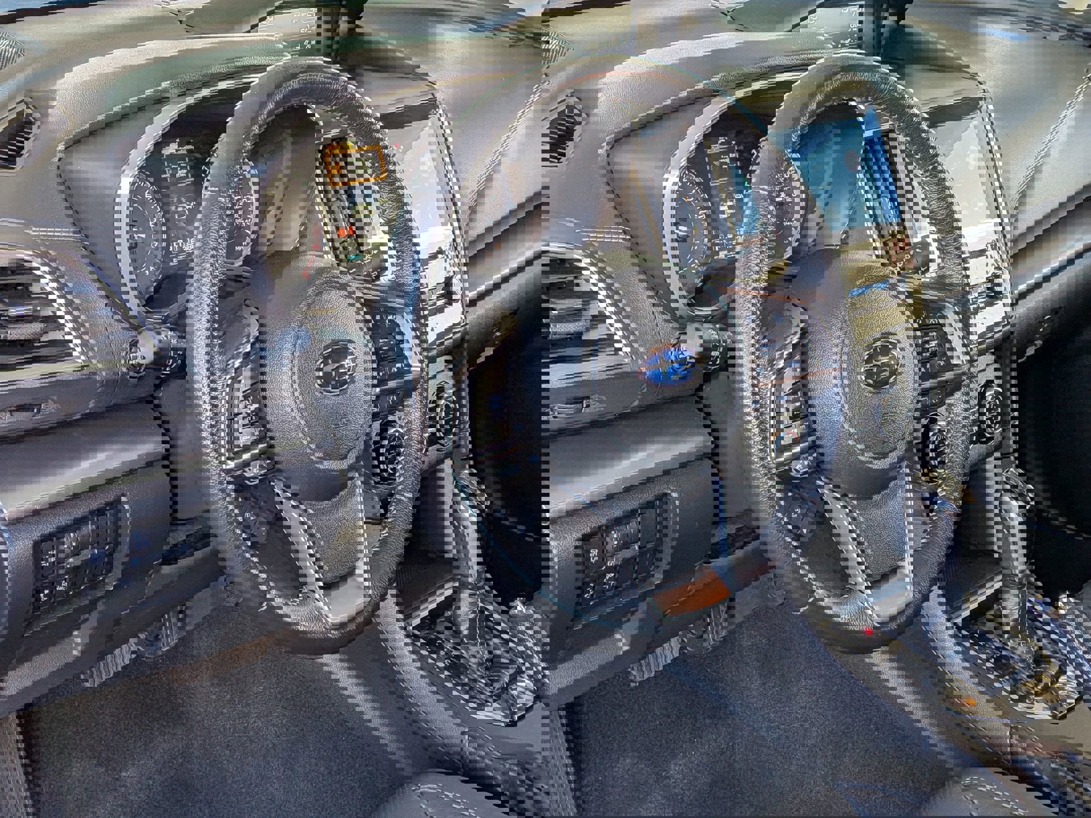 Used 2021 Subaru Impreza 2.0i Limited image 14