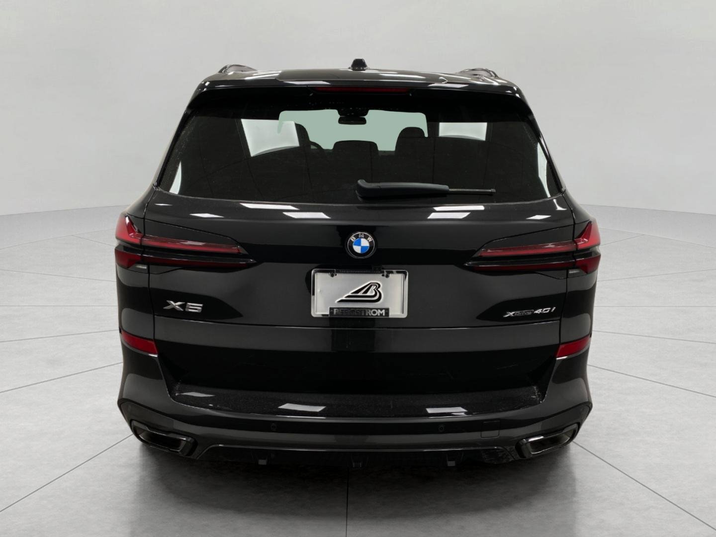 Certified 2026 BMW X5 xDrive40i w/ M Sport Package image 4