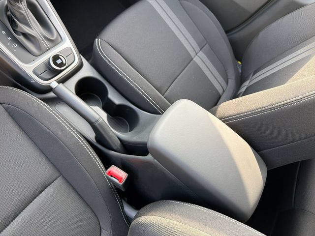 New 2025 Hyundai Venue SEL FWD image 24